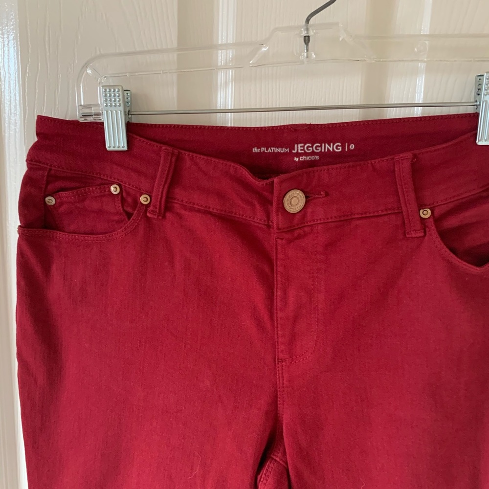 Chico’s Platinum Jegging burgundy